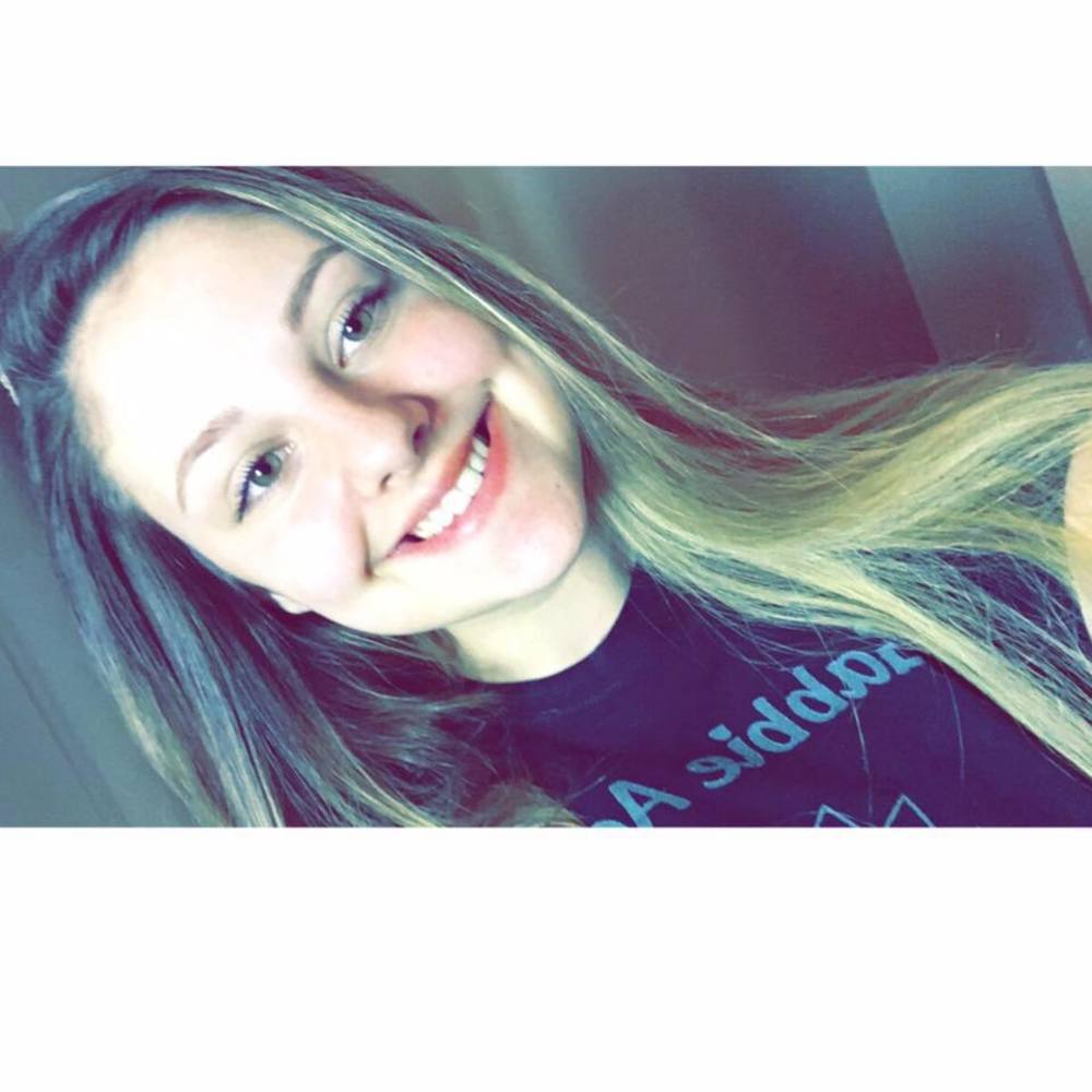 Meet your Posher, Jena